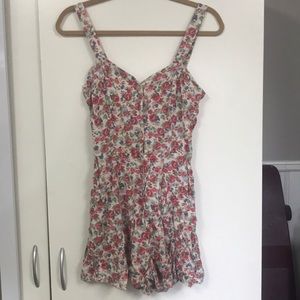 Staring at Stars Gorgeous Floral Romper 0